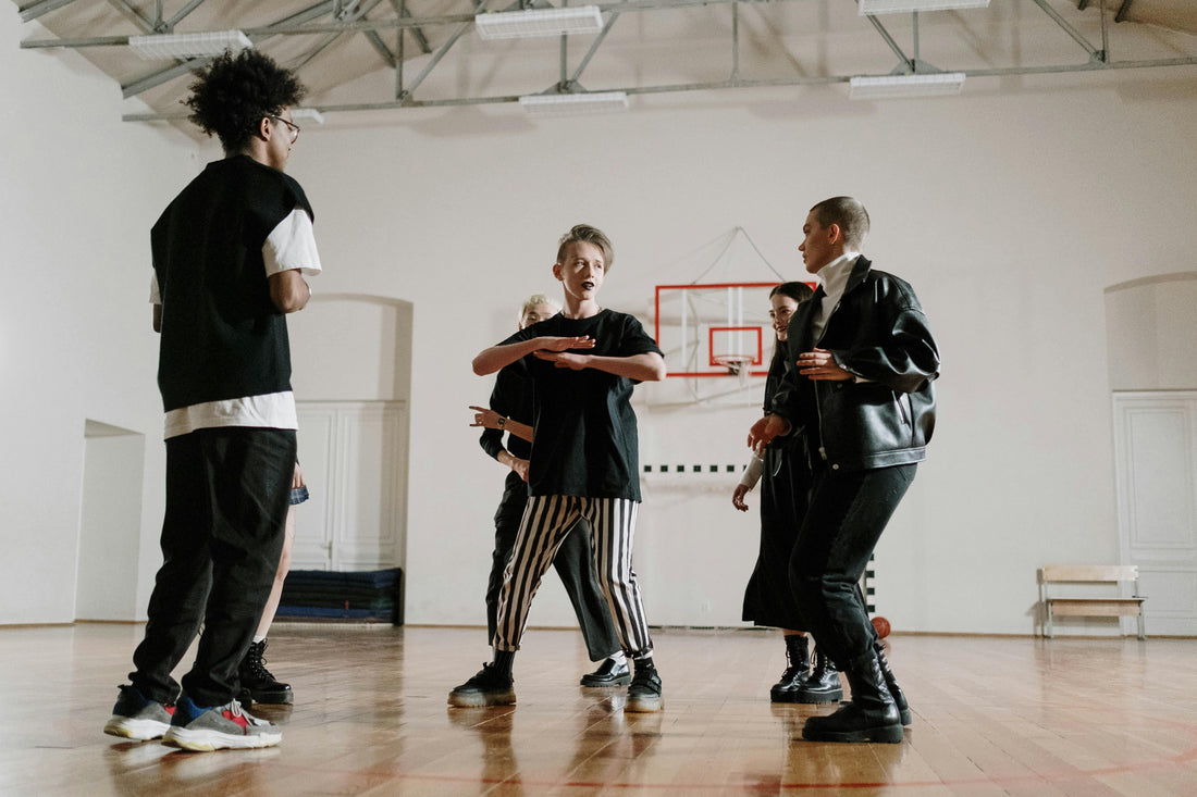 How to Choose the Best Dance School Near Me